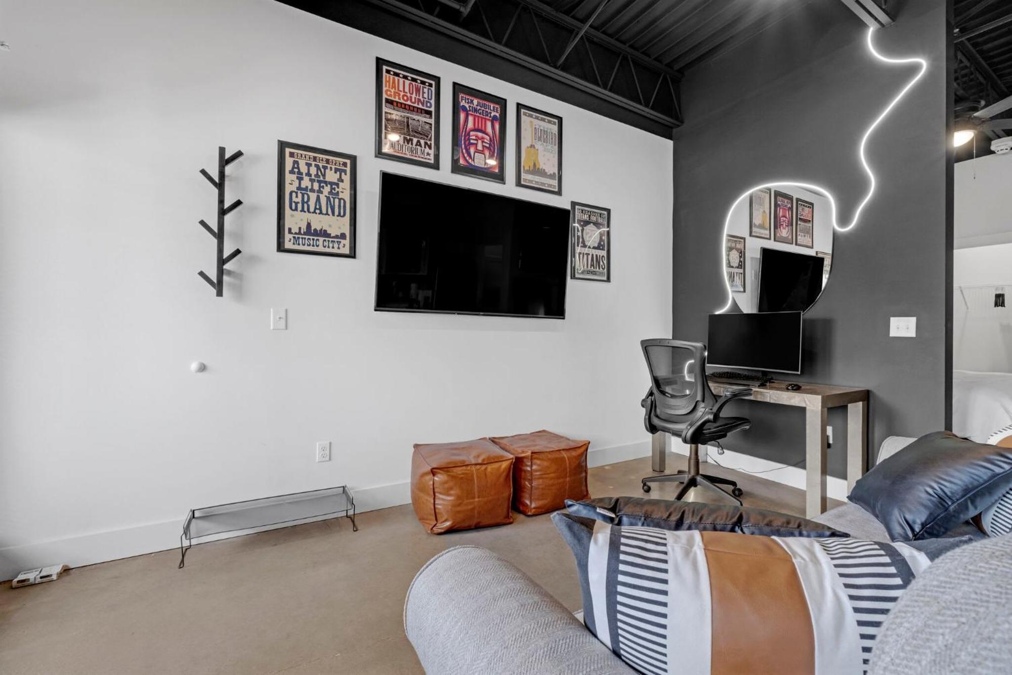New Studio Sleeps 4 - 7 Mins To Dwtn Нашвил Екстериор снимка
