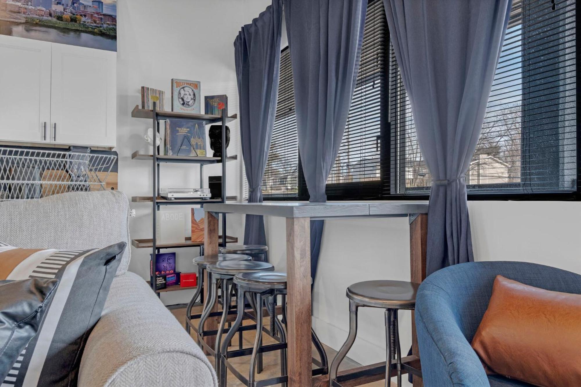 New Studio Sleeps 4 - 7 Mins To Dwtn Нашвил Екстериор снимка